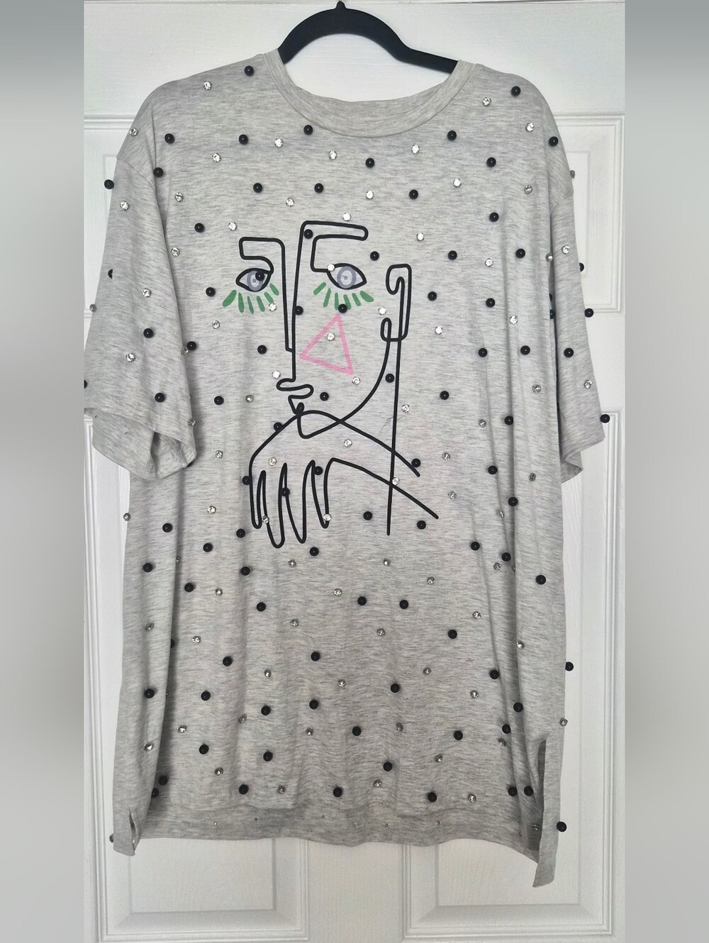 AKIRA Light Grey Embellished Graphic Short Sleeve Tee